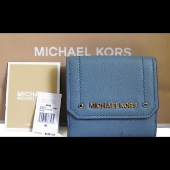 MICHAEL Michael Kors Handbags - Michael Kors wallet NWT